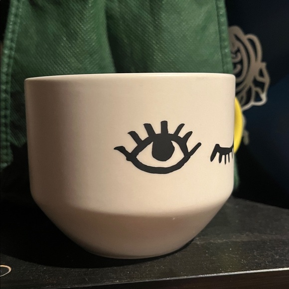 2017 Starbucks winking mermaid mug - 14 oz - Picture 2 of 7